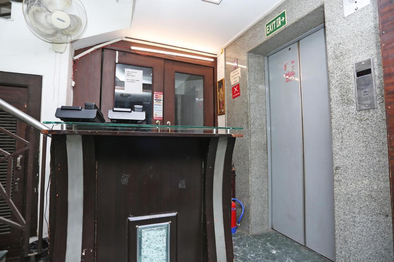 Oyo 6845 The Grand Hotel 新德里 外观 照片